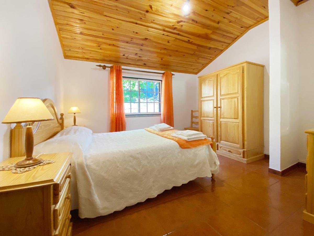 Casa Da Risca Apartment อุนไญส์ ดา แซฮา ภายนอก รูปภาพ