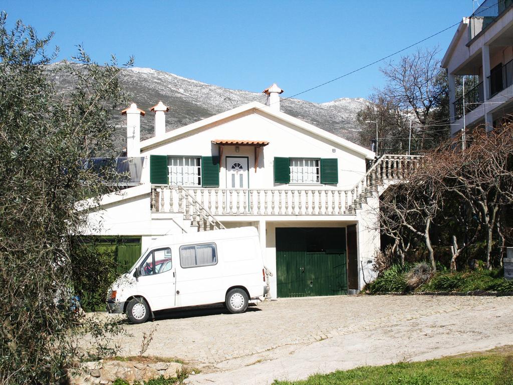 Casa Da Risca Apartment อุนไญส์ ดา แซฮา ภายนอก รูปภาพ